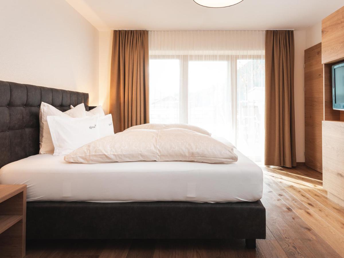 Alpina&More Apartments I Zimmer Serfaus Ngoại thất bức ảnh