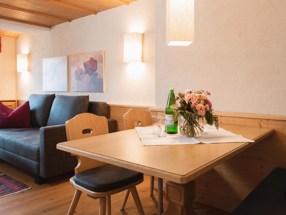 Alpina&More Apartments I Zimmer Serfaus Ngoại thất bức ảnh