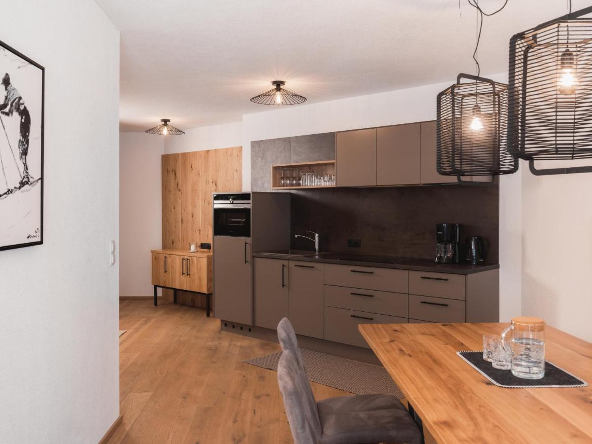 Alpina&More Apartments I Zimmer Serfaus Ngoại thất bức ảnh